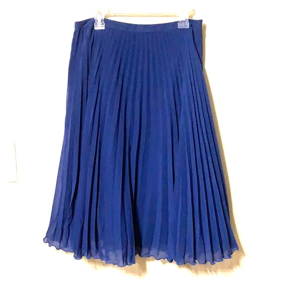 White House Black Market Dresses & Skirts - White House Black Market Blue Skirt